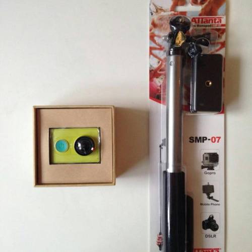 Kamera Xiaomi Yi Basic dengan Monopod / Tongsis Anti Karat