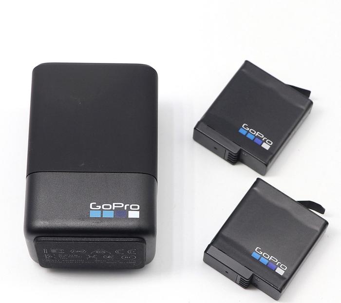 Dual Battery Charger + Extra Battery GoPro HERO 7/ 6/ 5- baterai HERO7